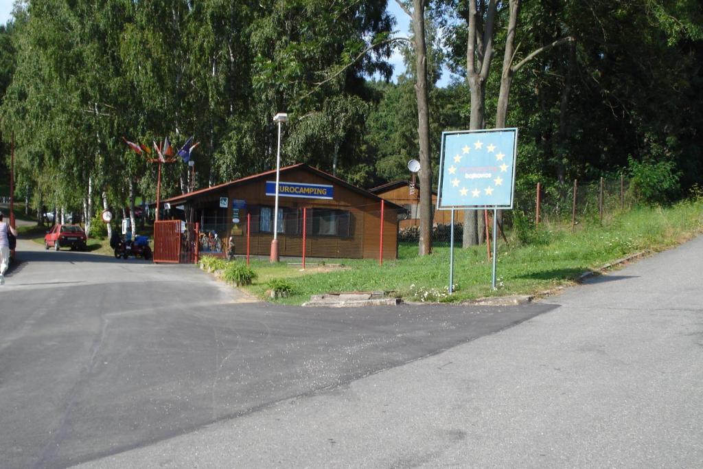 Отель Eurocamping Бойковице Экстерьер фото
